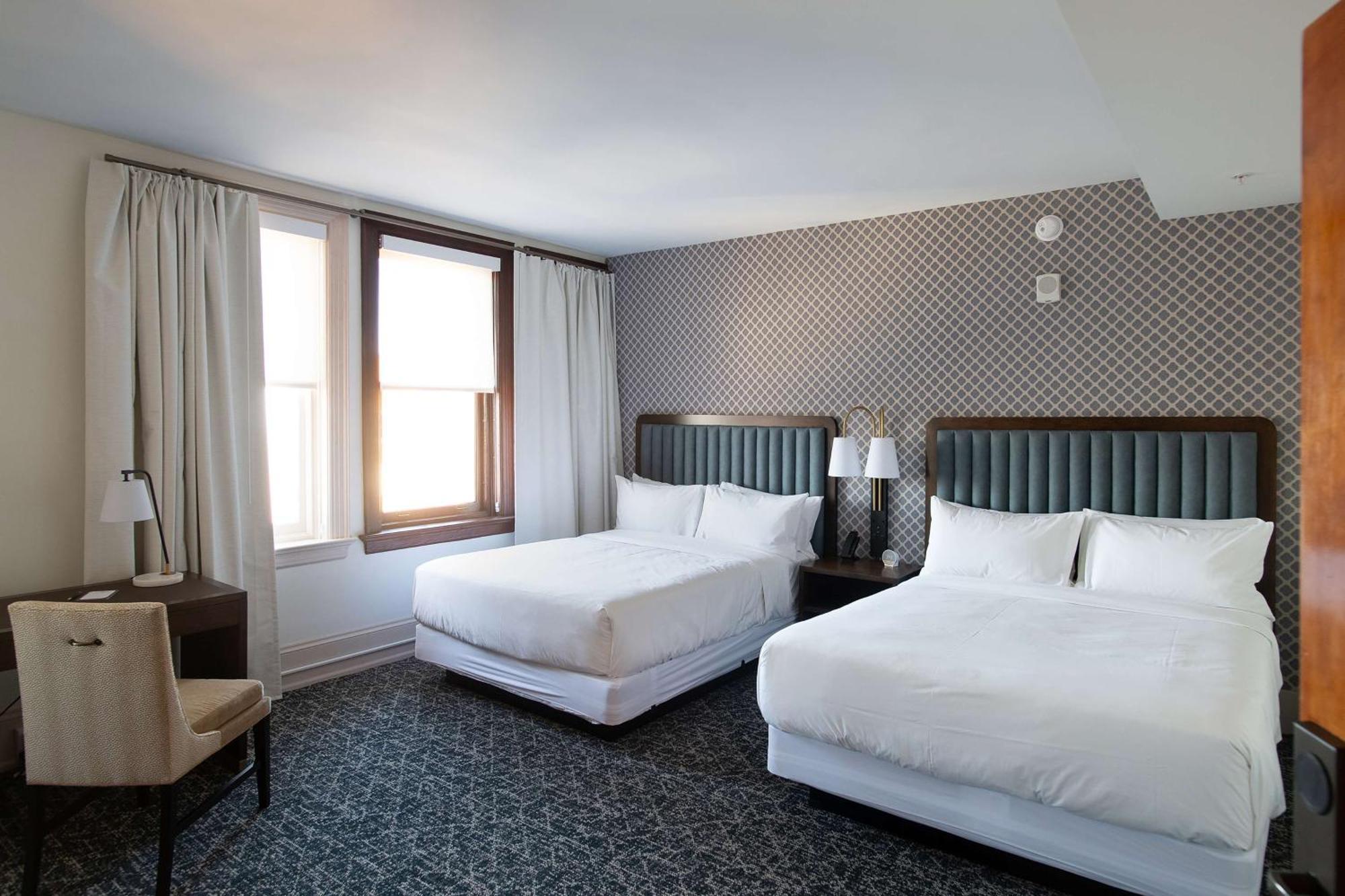 Hotel Petersburg, Tapestry Collection By Hilton エクステリア 写真