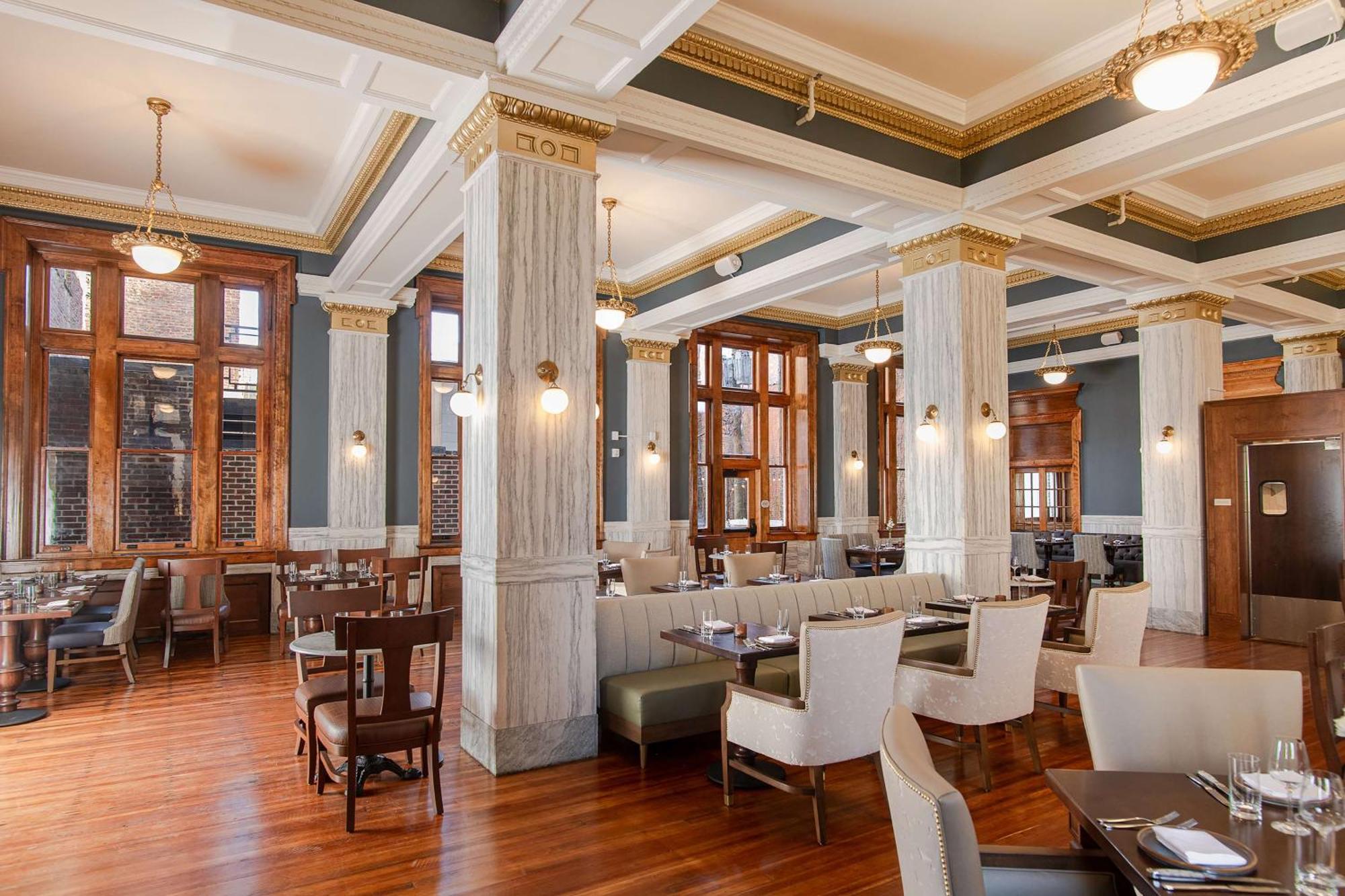 Hotel Petersburg, Tapestry Collection By Hilton エクステリア 写真