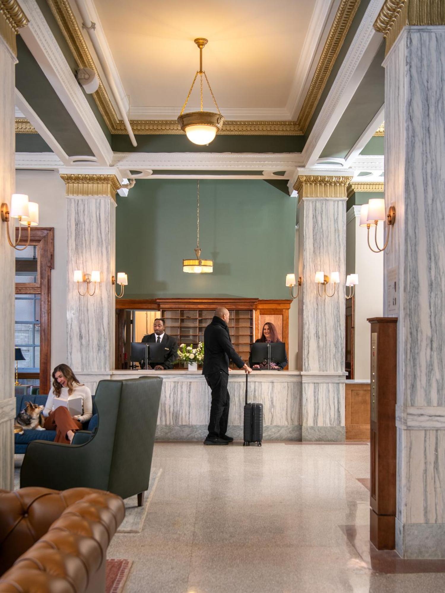 Hotel Petersburg, Tapestry Collection By Hilton エクステリア 写真
